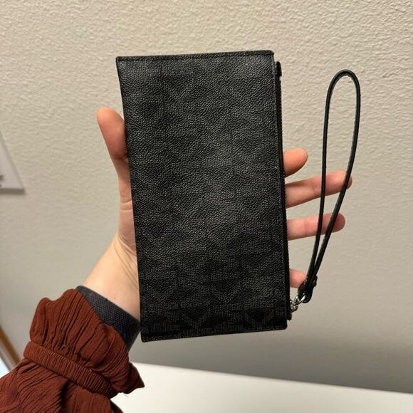 Michael Kors Black Logo Zipper Small Clutch Wristlet Purse Designer - Picture 3 of 10